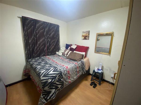 2 Bedroom Property for Sale in Maitland Western Cape